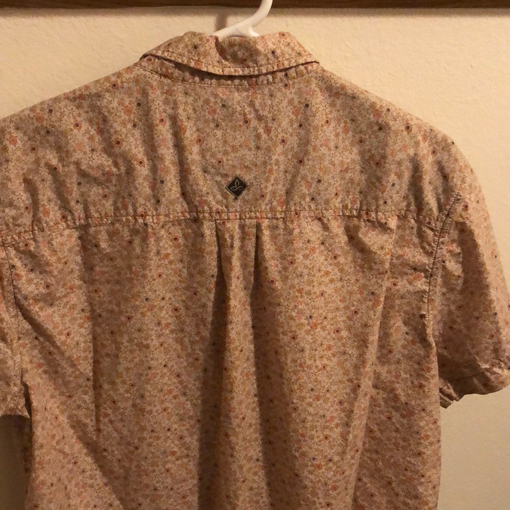 Prana Shortsleeved Button Up Summer Shirt